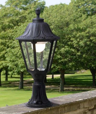 Lot Noemi Hexagonal Gate Pillar Light (Made in Italy)