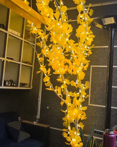 Led jinkgo leaves tree light