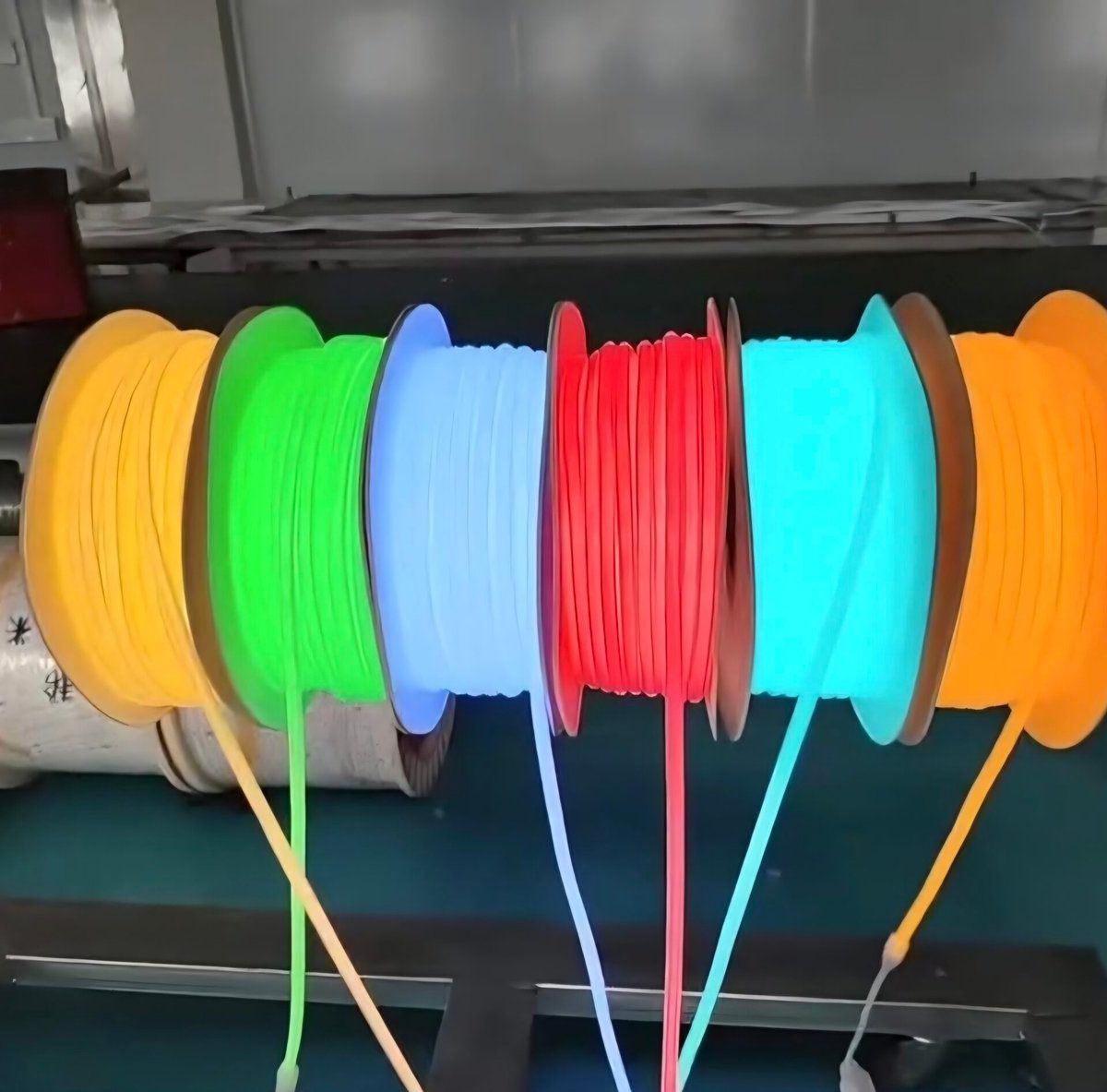 Yellow/Red/Pink/Ice blue/Green color cob rope light — premium lighting product available from DEEN ELECTRIC Rawalpindi